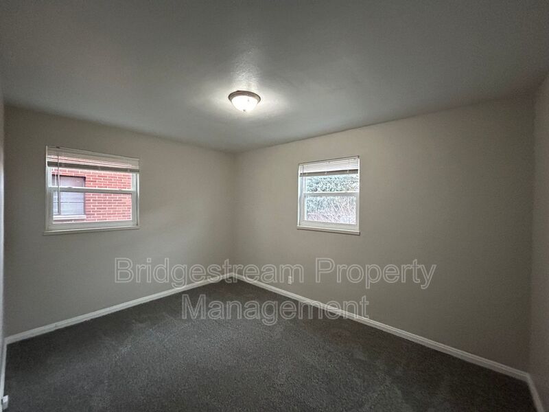 Cozy 2 Bed, 1 Bath Unit Coming Soon! property image