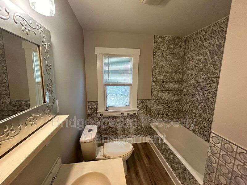 Newly Renovated 2 Bed 1 Bath Ranch Style House In Dayton Coming Soon property image