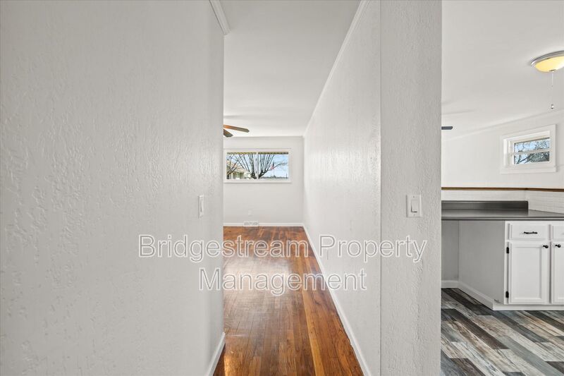 *Coming Soon* Charming, Updated 3 Bed 1 Bath Home in Riverside! property image