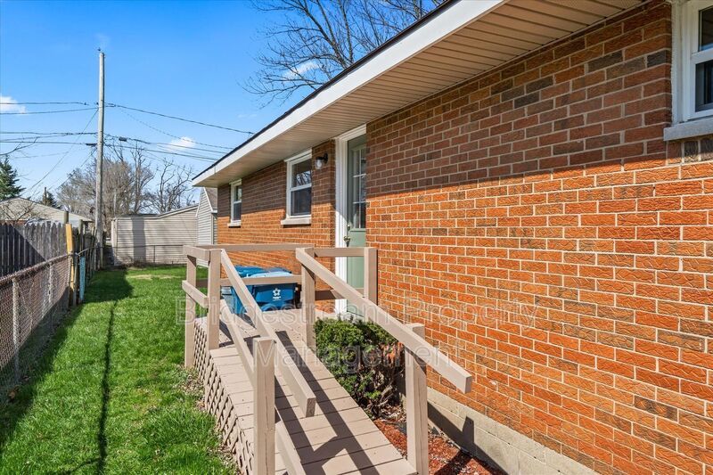 *Coming Soon* Charming, Updated 3 Bed 1 Bath Home in Riverside! property image