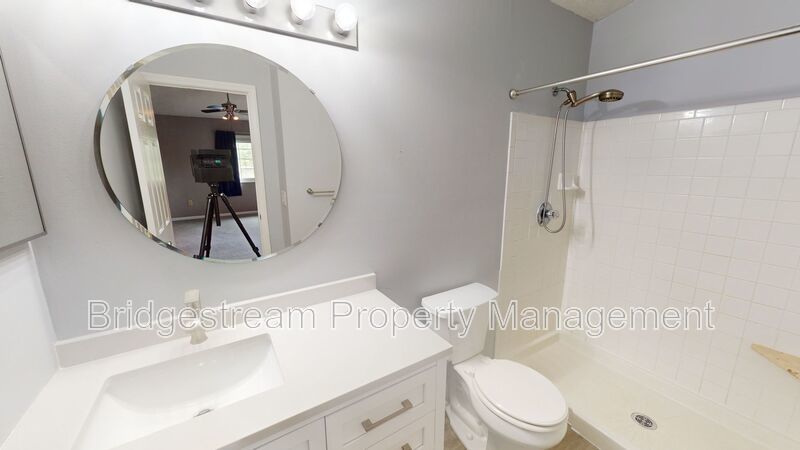 Beautiful 2 Bed, 2 Bath Condo in Centerville Coming Soon! property image