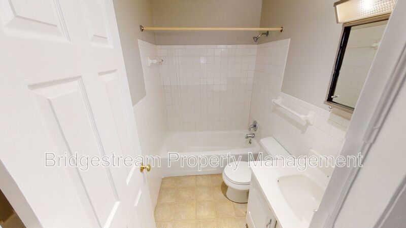 Cozy 1 Bed, 1 Bath Unit in East Dayton! property image