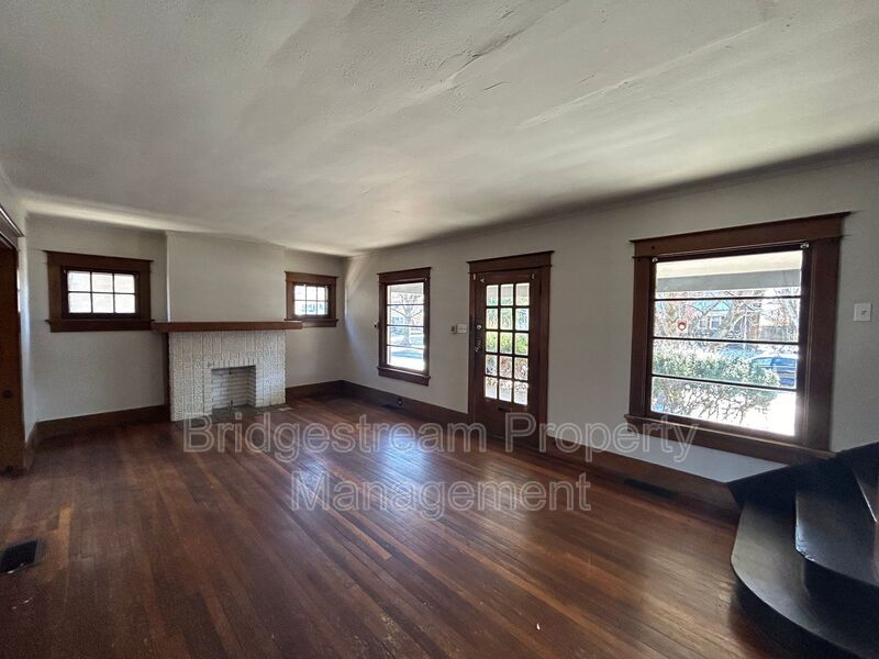 Beautiful and Spacious 3 Bed, 1.5 Bath Home in Dayton property image