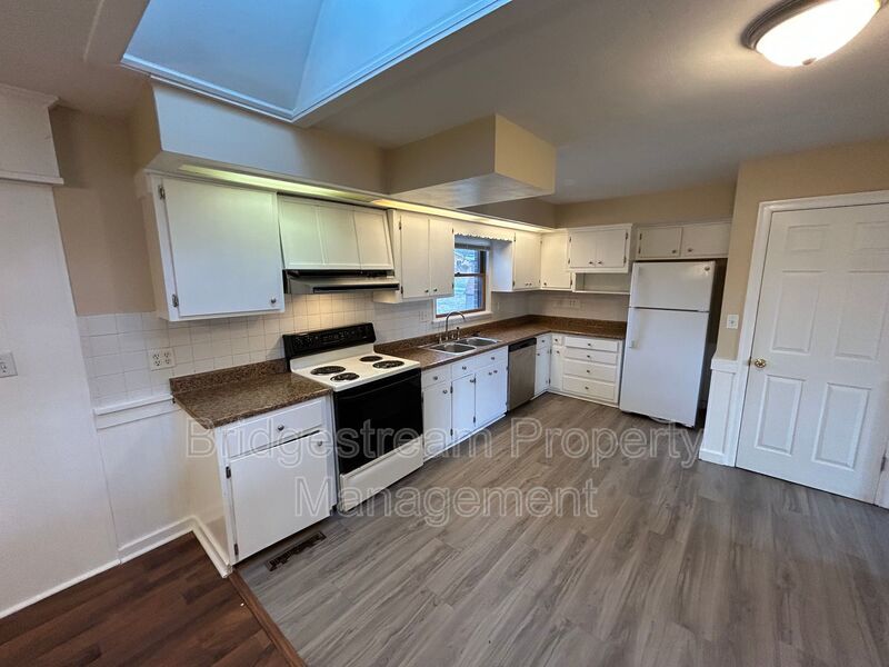 Beautiful 4 Bed, 2.5 Bath Home Now Available property image