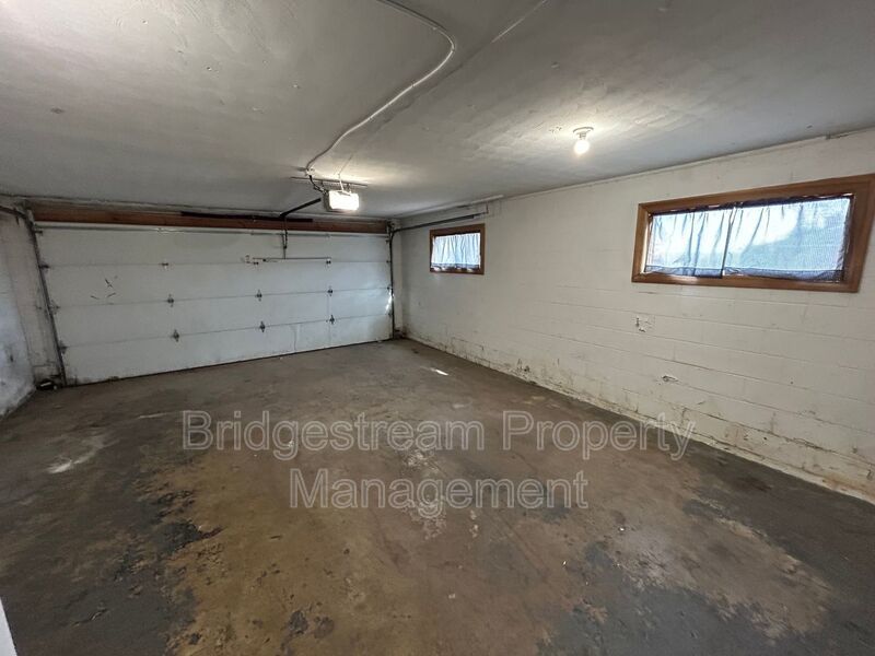 Beautiful 4 Bed, 2.5 Bath Home Now Available property image