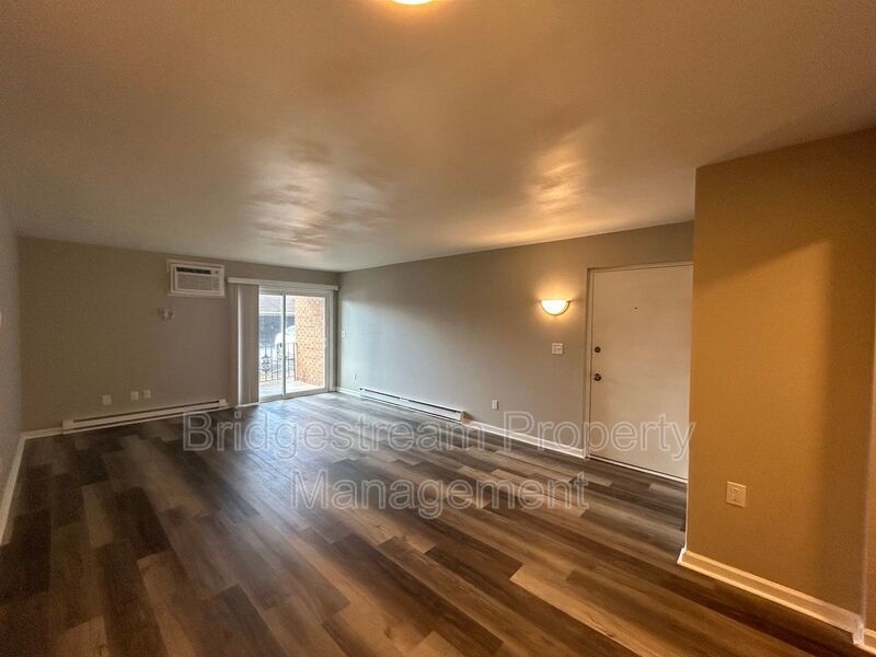 Cozy 2 Bed, 1.5 Apartment in Trotwood Now Available property image