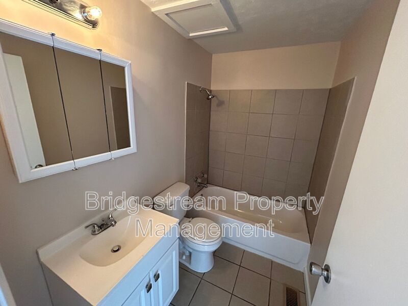 Cozy 2 Bed, 1 Bath Apartment Now Available property image