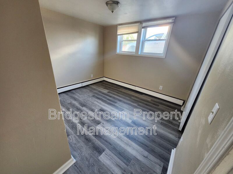 Newly Renovated Lower level 2 Bed, 1 Bath Apartment property image