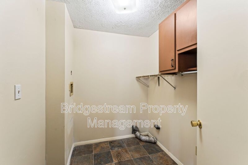 Cozy 3 Bed, 1 Bath Home in Fairborn Now Available property image