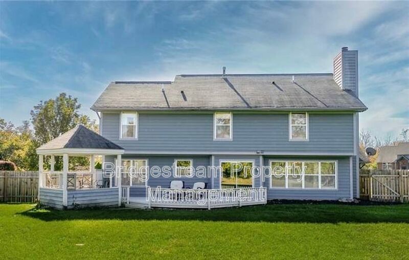 Spacious 3 Bedroom, 3 Bathroom Home on a Private Cul-de-Sac property image