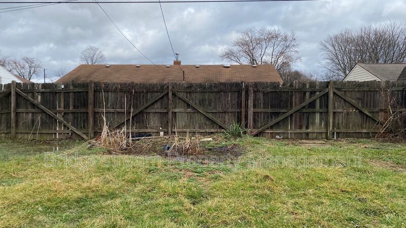 Cozy 4 Bed, 1 Bath Home Coming Soon property image