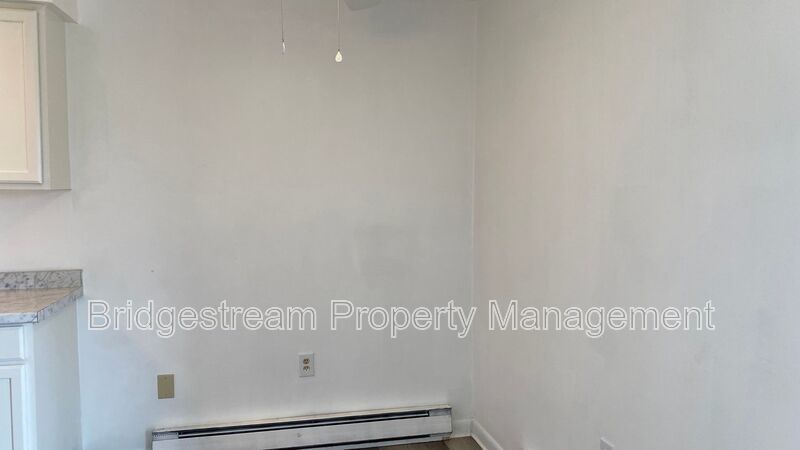 Cozy 1 Bed, 1 Bath Unit Now Available property image