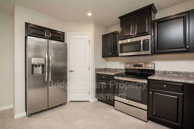 Beautiful 3 Bed, 2.5 Bath Home in Fairborn Now Available property image