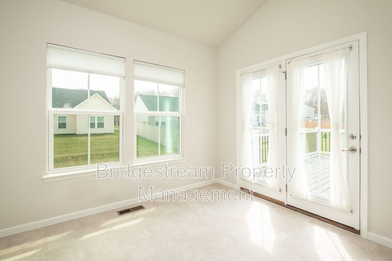 Beautiful 3 Bed, 2.5 Bath Home in Fairborn Now Available property image