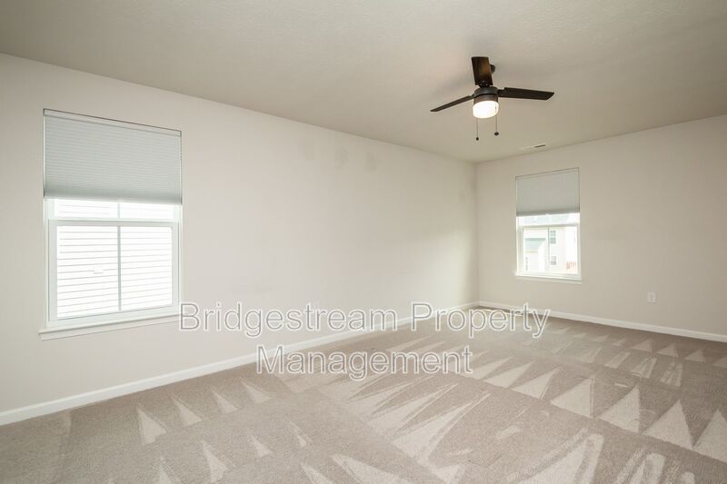 Beautiful 3 Bed, 2.5 Bath Home in Fairborn Now Available property image