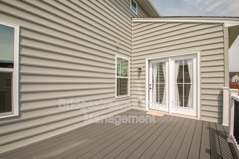 Beautiful 3 Bed, 2.5 Bath Home in Fairborn Now Available property image