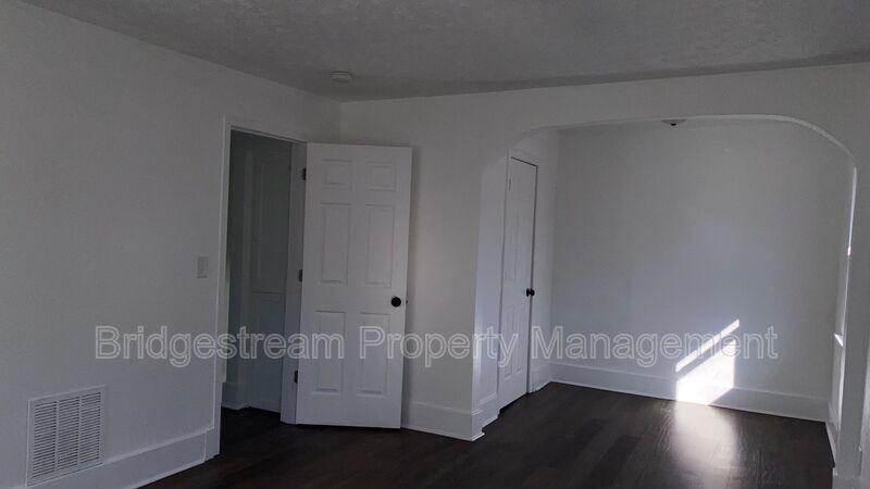 Beautiful 3 Bed, 2 Bath Home Now Available property image