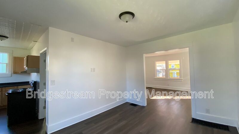 Beautiful 3 Bed, 2 Bath Home Now Available property image