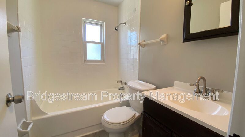 Beautiful 3 Bed, 2 Bath Home Now Available property image