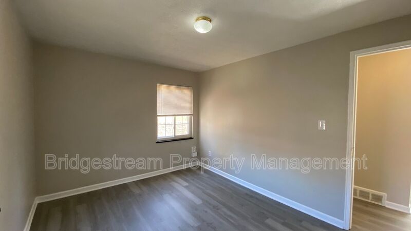 Beautiful 3 Bed, 2 Bath Home Now Available property image