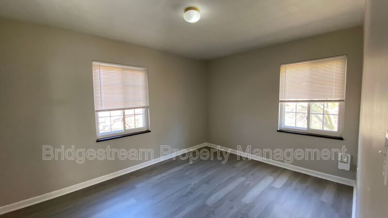 Beautiful 3 Bed, 2 Bath Home Now Available property image