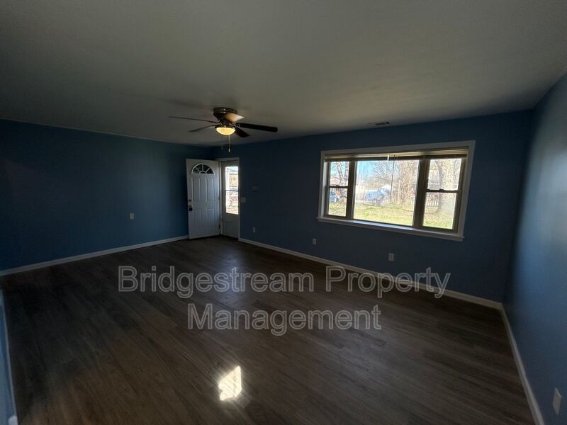 Cozy 2 Bed, 1 Bath Home Available Now property image