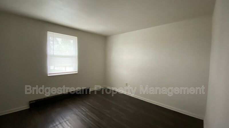Cozy 2 Bed, 1 Bath Coming Soon property image