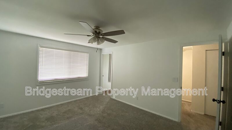 Beautiful 3 Bed, 1.5 Bath Home with 2-car Attached Garage Now Available property image