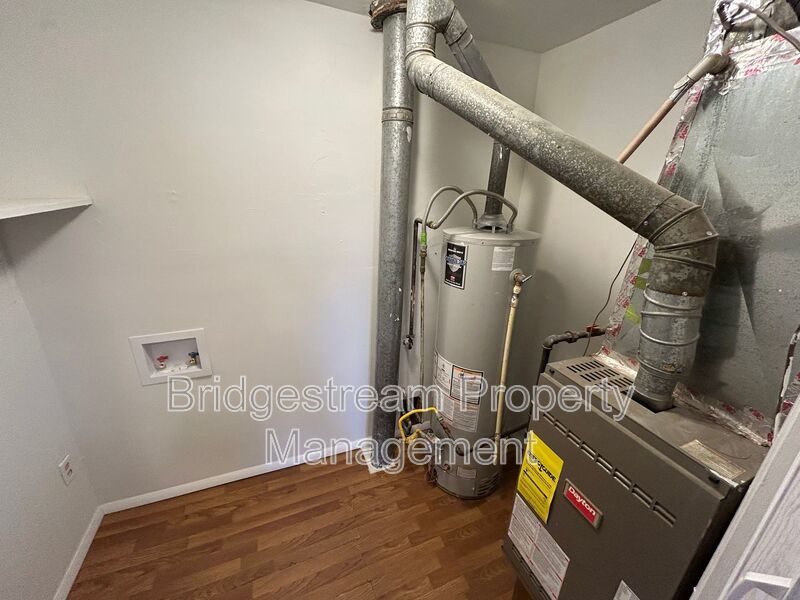 Cozy 2 Bed, 1 Bath Apartment Now Available property image