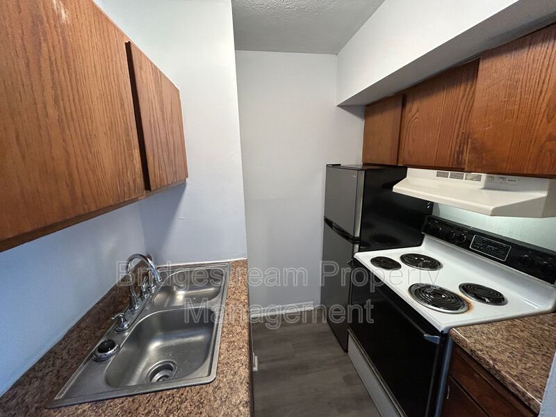 Cozy 1 Bed, 1 Bath Unit in Springfield property image