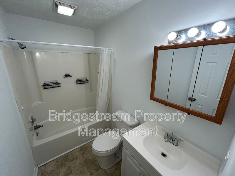 Cozy 1 Bed, 1 Bath Unit in Springfield property image
