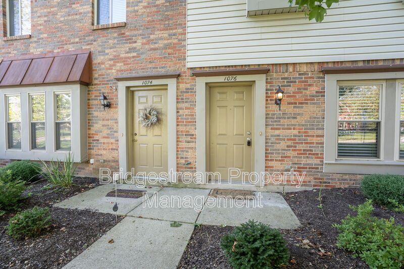 Beautiful 3 bed 2.5 bath Townhome in Centerville! property image