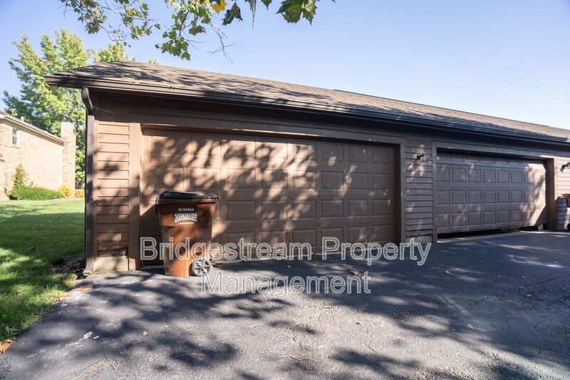 Beautiful 3 bed 2.5 bath Townhome in Centerville! property image