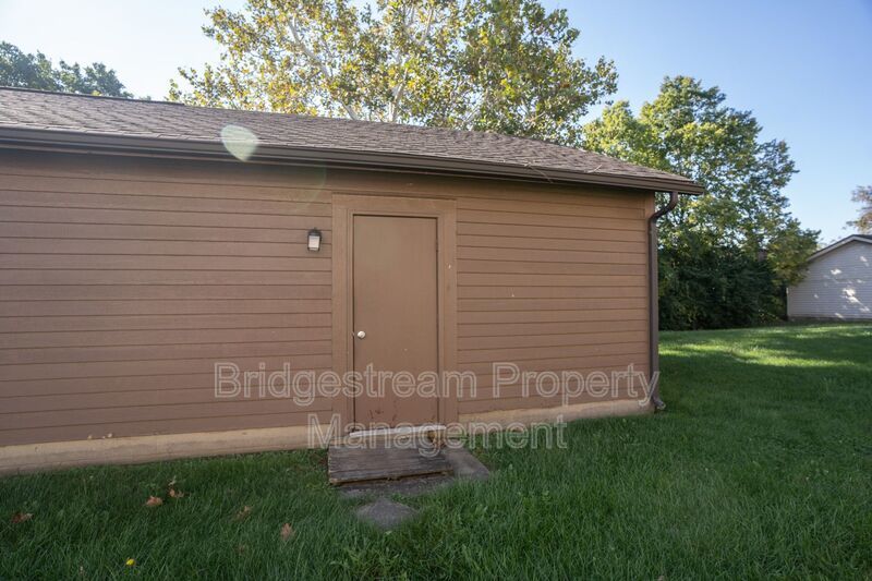 Beautiful 3 bed 2.5 bath Townhome in Centerville! property image