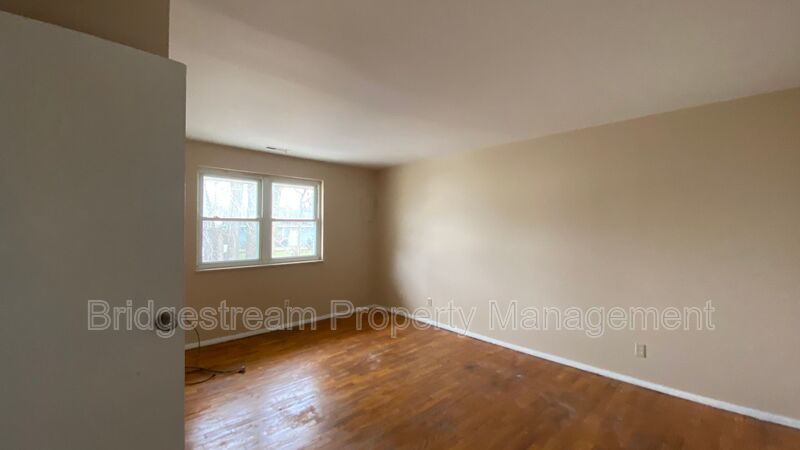 Cozy 2 Bed, 1 Bath Apartment Now Available property image