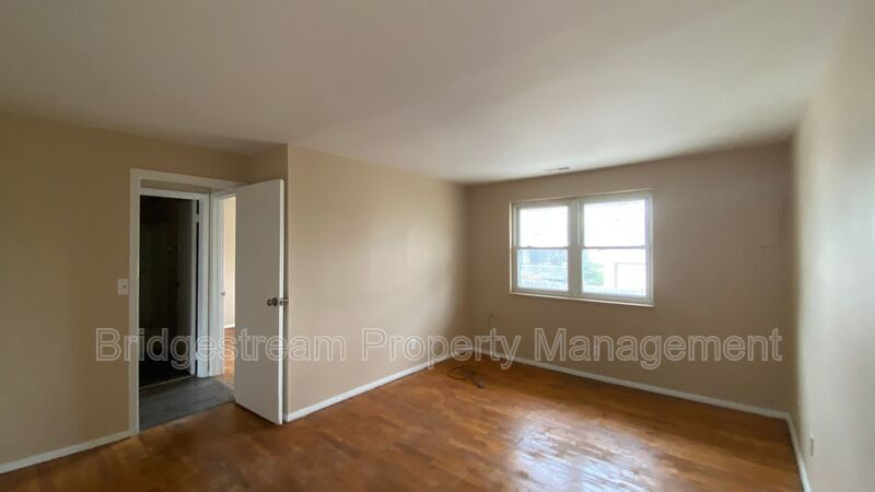 Cozy 2 Bed, 1 Bath Apartment Now Available property image
