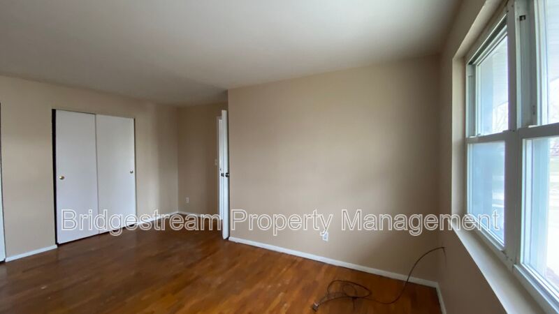 Cozy 2 Bed, 1 Bath Apartment Now Available property image