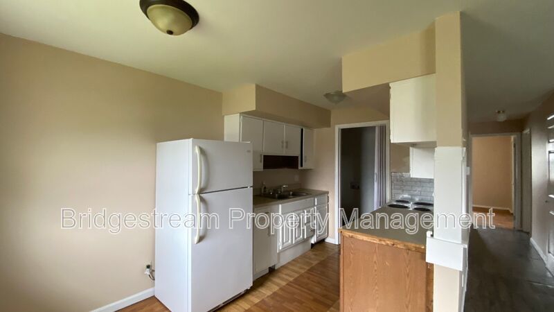 Cozy 2 Bed, 1 Bath Apartment Now Available property image