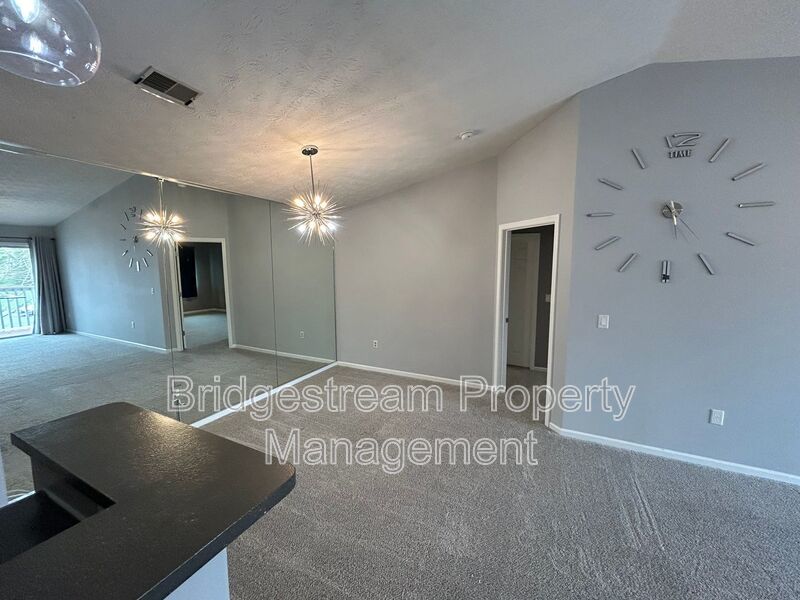 Beautiful 2 Bed, 2 Bath Condo in Centerville property image