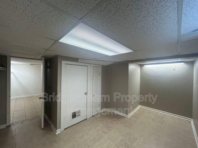 Cozy 3 Bed, 2 Bath Coming Soon property image