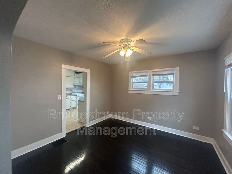 Cozy 3 Bed, 2 Bath Coming Soon property image