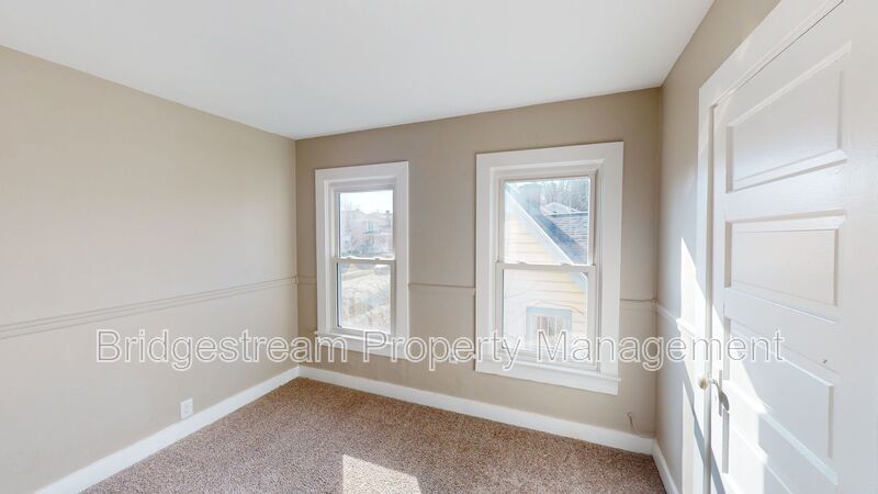 Beautiful 2 Bed, 1 Bath Home Coming Soon property image