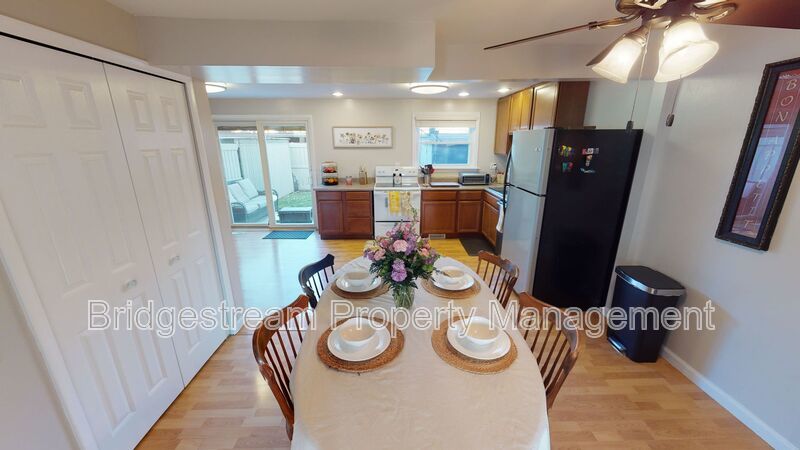 Beautiful 2 Bed, 3 Bath Condo Coming Soon property image