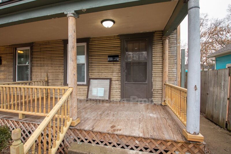 Cozy 3 Bed, 1.5 Bath Duplex Now Available property image