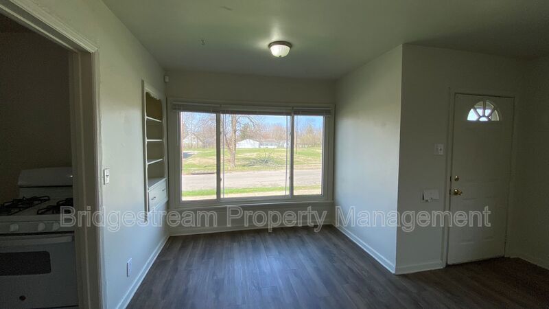 Cozy 2 Bed, 1 Bath Unit Now Available property image