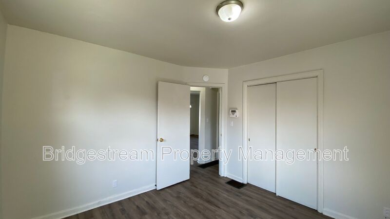 Cozy 2 Bed, 1 Bath Unit Now Available property image