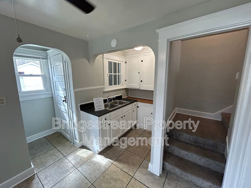 Cozy 5 Bed Home in Dayton Now Available property image