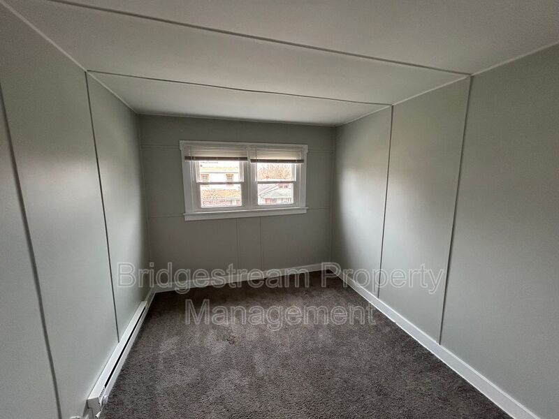 Cozy 5 Bed Home in Dayton Now Available property image