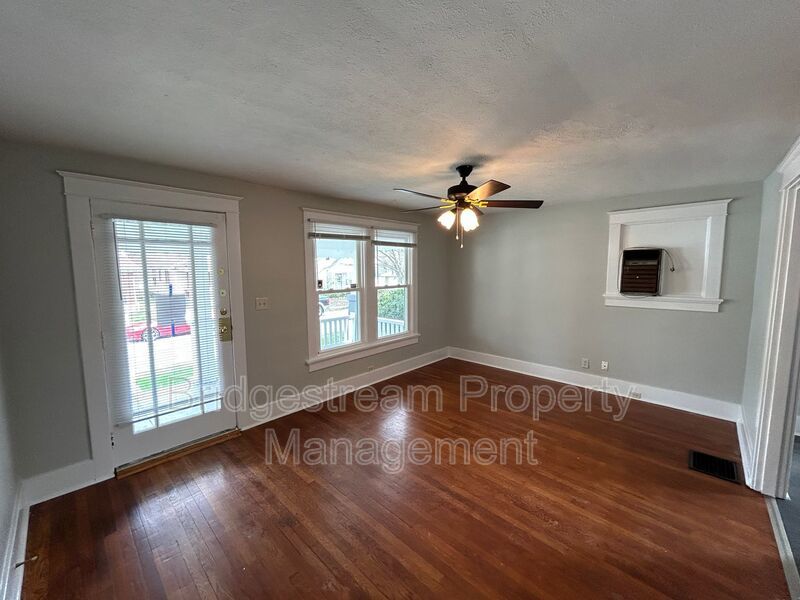 Cozy 5 Bed Home in Dayton Now Available property image