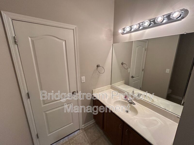 Beautiful 2 Bed, 1.5 Bath Townhome in Beavercreek property image